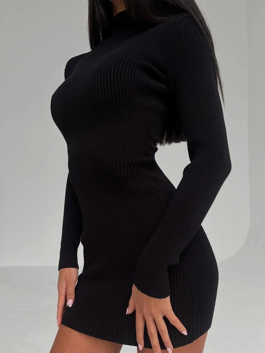 Figurbetontes Minikleid mit Cut-Out-Design – Streetstyle Edition